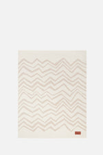 Graffiti Plaid in virgin wool 135x180 cm with chevron pattern