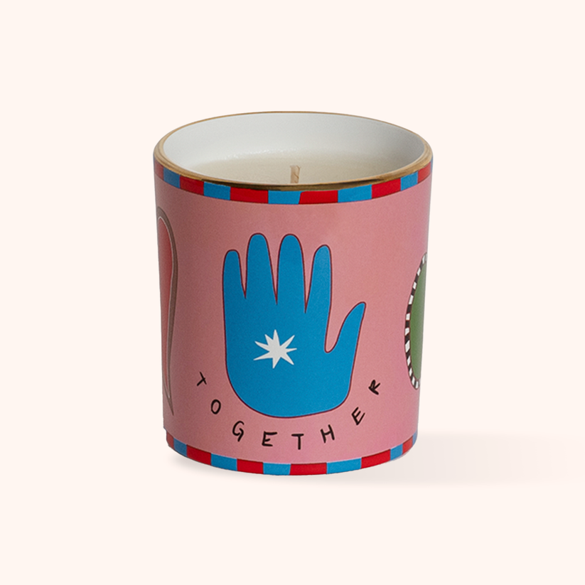 شمعة معطرة بالفرح