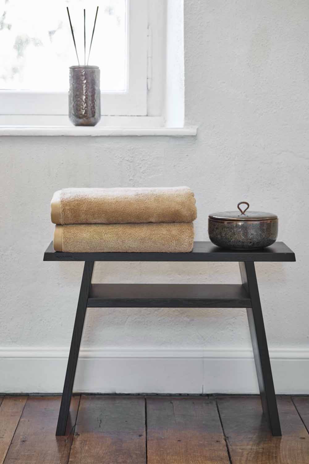 Ugo Reed Diffuser Holder