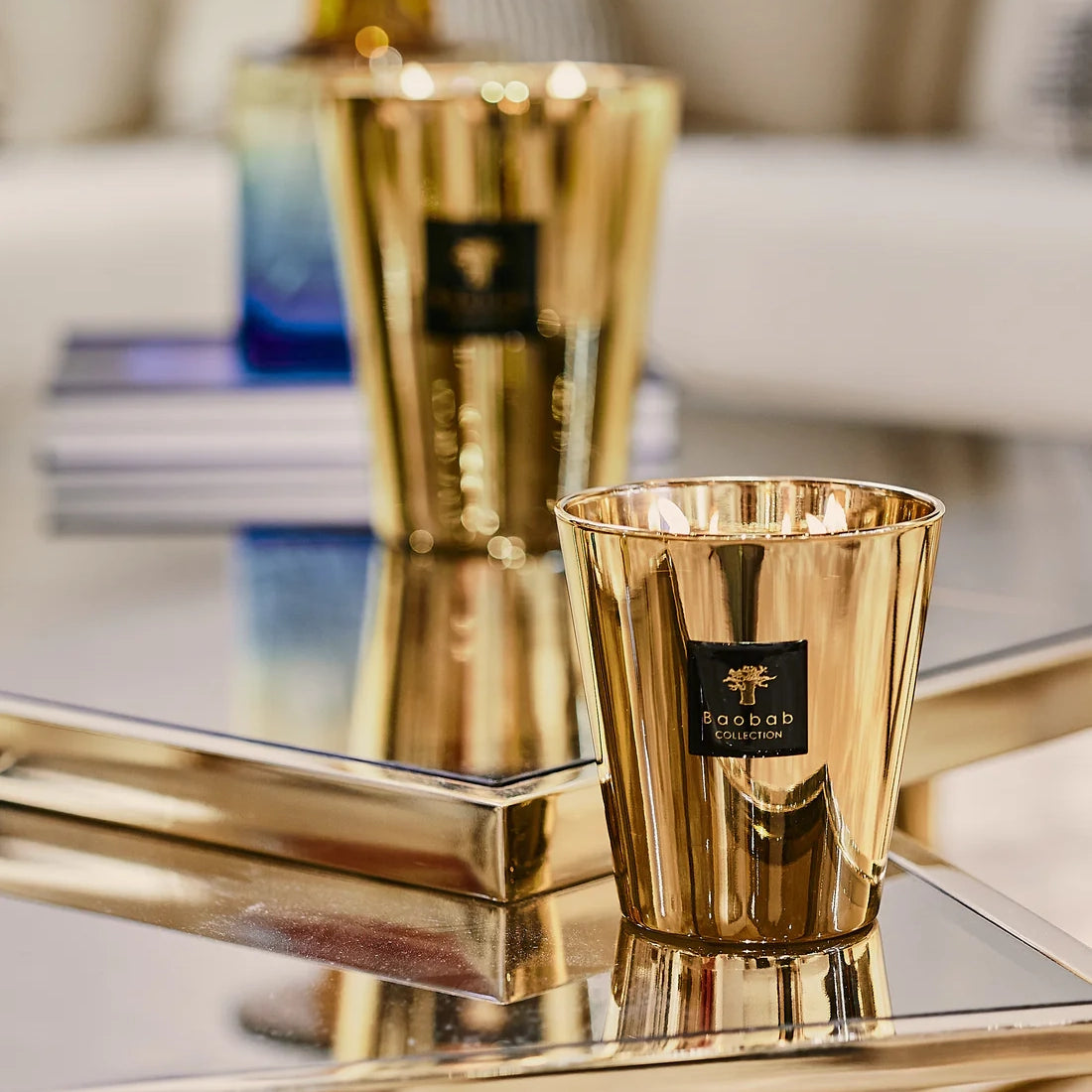 Baobab Collection Les Exclusives Aurum 7-wick scented candle in mouth-blown glass, 6.5kg, styled in a room setting (2)