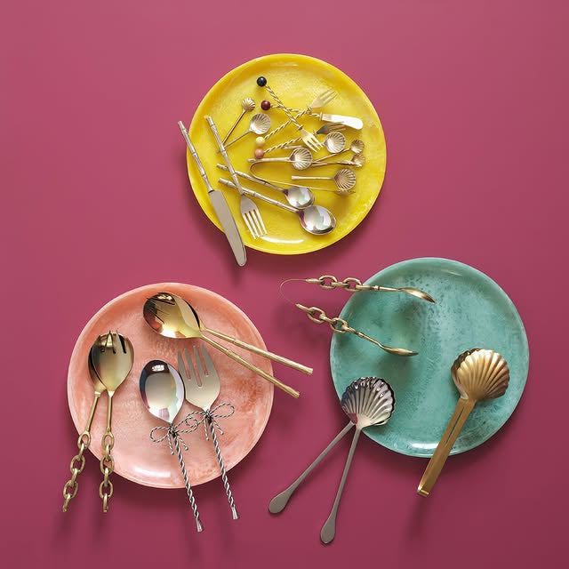 Bitossi Home Fiocco bow salad servers in silver, detail view