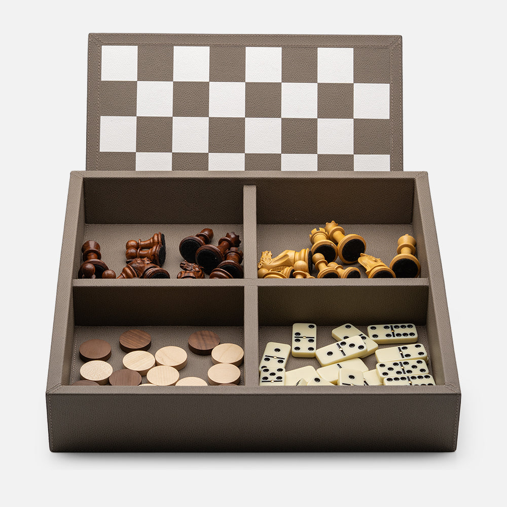 Triple Game Box: Chess, Draughts & Dominos, Mud